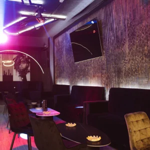 raw lounge sala